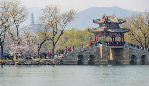 关于西湖的诗句有哪些_西湖诗词名句全诗