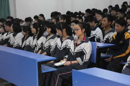 适合初三学生的座右铭