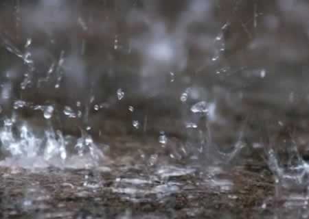 形容雨中的诗句 下雨的唯美诗句