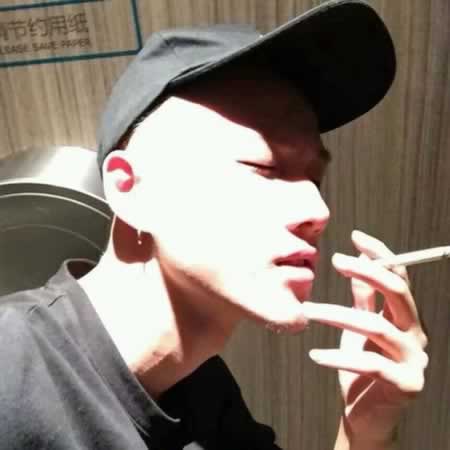 췢ľ