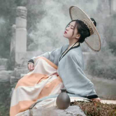 闺蜜友情句子简短催泪