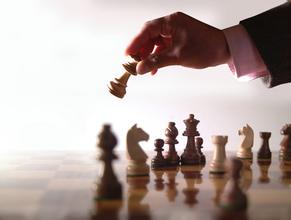 人生就像弈棋,一步失误,全盘皆输